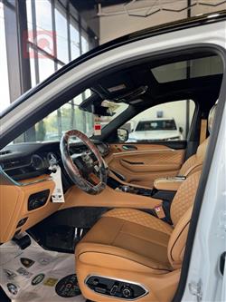 جیپ گراند شیرۆکی